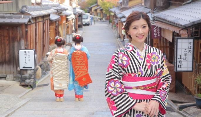 Kyoto Kiyomizudera Kimono Rental - main view