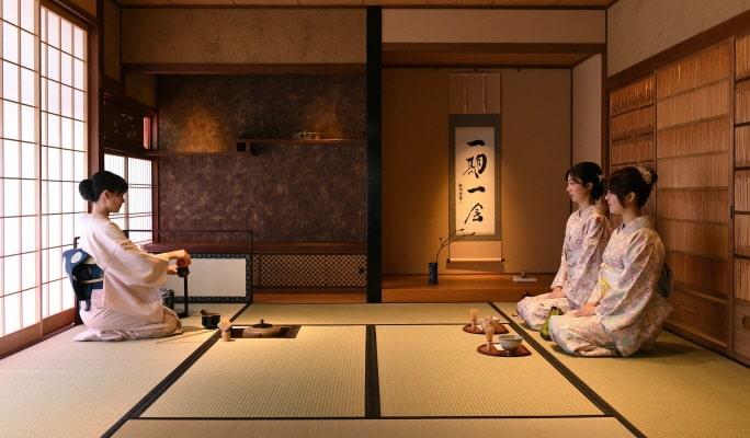 Kimono Try-on, Tea Ceremony, Calligraphy and Gold Leaf Experience in Kyoto - main view