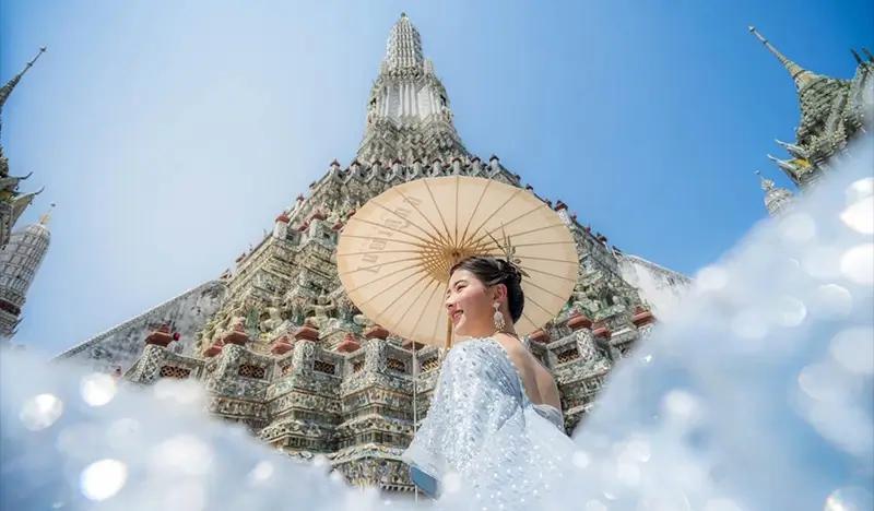 Thai Costume Rental near Wat Arun (+ Makeup & Hair Styling/ Photoshoot options) - main view