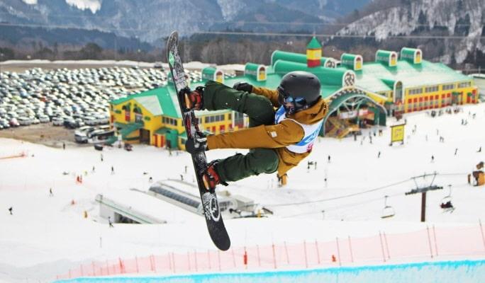 Takasu Snow Park: 1 Day Shuttle Bus Package from Nagoya (with Optional Lift Pass/Equipment/Clothes Rental) - main view