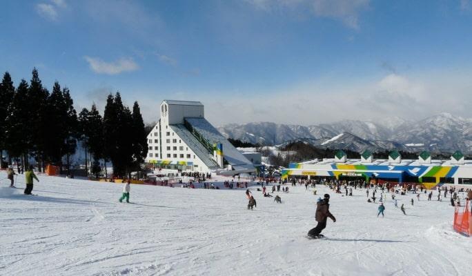 Washigatake Ski Resort: 1 Day Shuttle Bus Package from Hida Takayama  (with Optional Lift Pass/Equipment/Clothes Rental) - main view