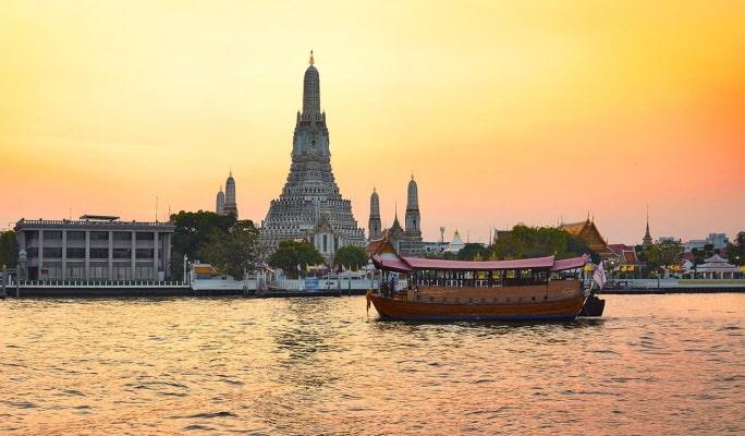 Manohra Dinner Cruise by Anantara in Bangkok - Course Meal - main view