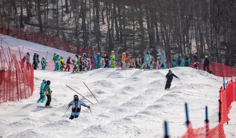 Yongpyong Ski Resort Helmet Rental - main view