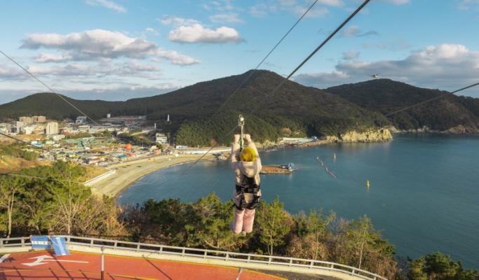 Busan Taejongdae Ocean Flying Theme Park: Zipline Discount Ticket - main view