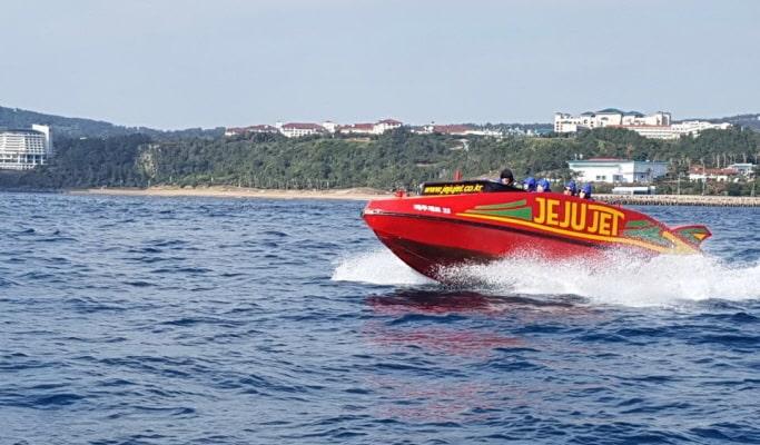 Jeju Jet Boat Ride Discount Ticket - With Views of Jusangjeolli Cliff - main view