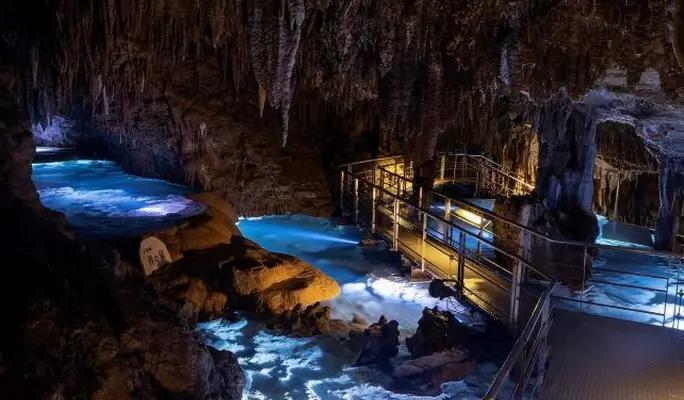 Regular Sightseeing Course A - Okinawa World (Limestone Cave) & War Memorial Sites - main view