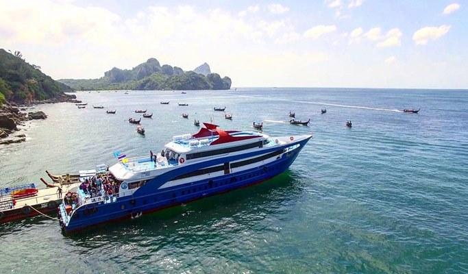 Phuket ↔ Phi Phi Islands Ferry Transfer (by Jet Cruiser + Hotel Transfer in Phuket) - main view